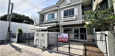 ขายอินดี้ บางนา กม.7 ทาวน์โฮมไม่เคยเข้าอยู่ ด้านหลังติดสวน