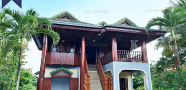 บ้านพร้อมที่ดิน สร้างเอง ลำปาง ตกแต่งด้วยไม้สักทองทั้งหลัง ที่ตั้ง : ตำบล ห้างฉัตร อำเภอ ห้างฉัตร ลำปาง