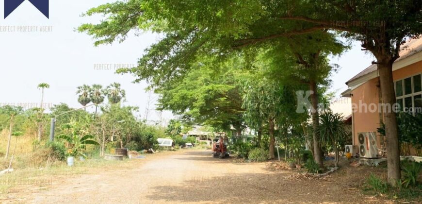 บ้านพร้อมที่ดิน และกิจการห้องอาหาร พระพุทธบาท-ลพบุรี ที่ตั้ง : ถนนพหลโยธิน ตำบลพระพุทธบาท อำเภอพระพุทธบาท จังหวัดสระบุรี