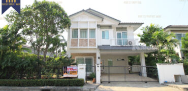 บ้านเดี่ยว หลังริม มัณฑนา พระราม9-ศรีนครินทร์ โครงการ : มัณฑนา พระราม9-ศรีนครินทร์ ที่ตั้ง : ถนนกรุงเทพกรีฑา แขวงหัวหมาก เขตบางกะปิ กรุงเทพมหานครฯ