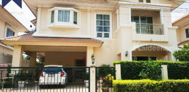 บ้านเดี่ยว หมู่บ้านอาภา 2 มหาสวัสดิ์-บางกรวย เข้า-ออกได้หลายทาง โครงการ : หมู่บ้านอาภา 2 มหาสวัสดิ์-บางกรวย ที่ตั้ง : ตำบลมหาสวัสดิ์ อำเภอบางกรวย จังหวัดนนทบุรี