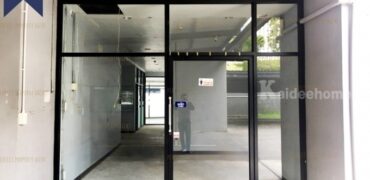 ที่ดินถมแล้ว พร้อมสำนักงานชั่วคราว ชั้นเดียว สุขุมวิท คลองตัน ที่ตั้ง : ถนนเอกมัย แขวงคลองตัน เขตคลองเตย กรุงเทพมหานครฯ