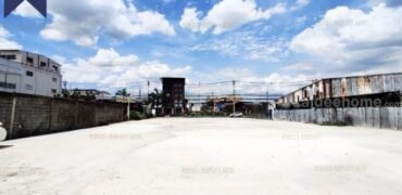 ที่ดินพร้อมโกดัง โรงงาน พื้นที่เหลือง ติดถนนพัฒนาการ ที่ตั้ง : ถนนพัฒนาการ แขวงประเวศ เขตประเวศ กรุงเทพมหานครฯ