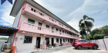 อพาร์ตเมนต์ 27 ห้อง พร้อมผู้เช่า มาบยายเลีย พัทยา โครงการ : พรประภานิมิตร ที่ตั้ง : ถนนพรประภานิมิตร ตำบลโป่ง อำเภอบางละมุง จังหวัดชลบุรี