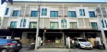 ทาวน์โฮม พาทิโอ ศรีนครินทร์-พระราม 9 พร้อมเข้าอยู่ โครงการ : พาทิโอ ศรีนครินทร์-พระราม 9 ที่ตั้ง : ถนนกรุงเทพกรีฑา แขวงหัวหมาก เขตบางกะปิ กรุงเทพมหานครฯ