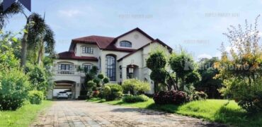 บ้านเดี่ยว ลดาวัลย์ บางพลี บางแก้ว ศรีนครินทร์ บิวท์อินทั้งหลัง โครงการ : หมู่บ้านลดาวัลย์ ที่ตั้ง : ตำบลบางแก้ว อำเภอบางพลี จังหวัดสมุทรปราการ