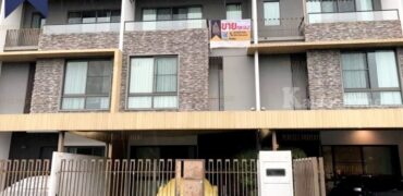 ทาวน์โฮม 3 ชั้น เดอะ แลนด์มาร์ก The Landmark เอกมัย รามอินทรา ลาดพร้าว หน้าสวน โครงการ : เดอะ แลนด์มาร์ก The Landmark ที่ตั้ง : ถนนประดิษฐ์มนูธรรม แขวงลาดพร้าว เขตลาดพร้าว จังหวัดกรุงเทพฯ