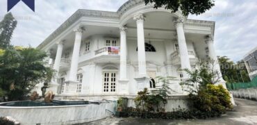 บ้านเดี่ยว นวธานี เสรีไทย รามอินทรา คันนายาว หลังใหญ่พื้นที่เยอะ โครงการ : นวธานี ที่ตั้ง : ถนนเสรีไทย แขวงรามอินทรา เขตคันนายาว กรุงเทพมหานครฯ