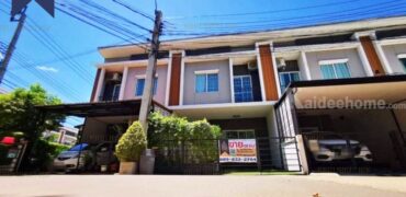 ทาวน์โฮม พลีโน่ ศรีนครินทร์ ทำเลดี โครงการ : พลีโน่ ศรีนครินทร์ ที่ตั้ง : ถนนศรีนครินทร์ ตำบลบางแก้ว อำเภอบางพลี จังหวัดสมุทรปราการ