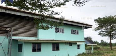 ที่ดินพร้อมสิ่งปลูกสร้าง มีใบ รง. ทำเล ลาดตะเคียน-กบินทร์บุรี ปราจีนบุรี โครงการ : โรงงานทำขนมจีนวังแก่ง ที่ตั้ง : ตำบลลาดตะเคียน อำเภอกบินทร์บุรี จังหวัดปราจีนบุรี