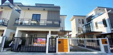 บ้านเดี่ยว 3 ชั้น สไตล์ Minimal Luxury รามอินทรา อนุสาวรีย์ บางเขน ท่าแร้ง โครงการ : ร่มรื่นย์เฮ้าส์ ที่ตั้ง : ถนนรามอินทรา แขวงอนุสาวรีย์ เขตบางเขน กรุงเทพมหานครฯ