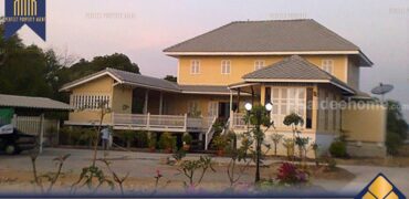 บ้านไม้โบราณ สร้างเอง ริมแม่น้ำบางปะกง บางปะกง-ฉะเชิงเทรา ที่ตั้ง : ตำบลบางปะกง อำเภอบางปะกง จังหวัดฉะเชิงเทรา