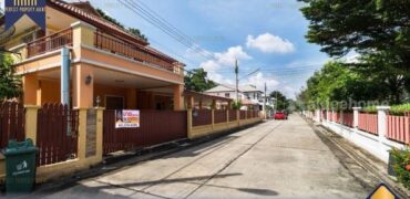 บ้านเดี่ยว นาริสา เสรีไทย คลองกุ่ม บึงกุ่ม พร้อมอยู่ โครงการ : นาริสา ที่ตั้ง : ถนนเสรีไทย แขวงคลองกุ่ม เขตบึงกุ่ม กรุงเทพมหานคร
