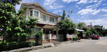 บ้านเดี่ยว มัณฑนา 1 วงแหวน – อ่อนนุช สุขาภิบาล 2 บิวท์อินทั้งหลัง โครงการ : หมู่บ้านมัณฑนา 1 วงแหวน – อ่อนนุช ที่ตั้ง : ถนนสุขาภิบาล 2 แขวงดอกไม้ เขตประเวศ กรุงเทพมหานคร