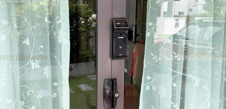 บ้านเดี่ยว บุราสิริ พัฒนาการ สวยพร้อมอยู่ โครงการ : บุราสิริ พัฒนาการ ที่ตั้ง : แขวงดอกไม้ เขตประเวศ กรุงเทพมหานคร