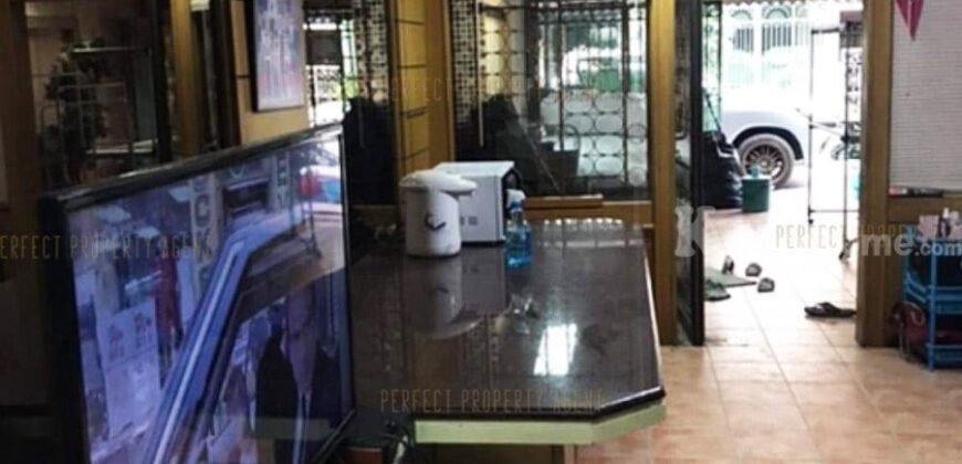 ทาวน์เฮ้าส์ สินวงศ์ สุขุมวิท 115 เทพารักษ์ เมืองสมุทรปราการ โครงการ : สินวงศ์ ที่ตั้ง : ถนนสุขุมวิท 115 ตำบลเทพารักษ์ อำเภอเมืองสมุทรปราการ จังหวัดสมุทรปราการ