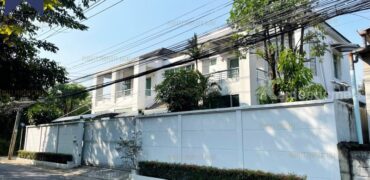 บ้านเดี่ยวสร้างเอง ลาดพร้าว พร้อมอยู่ ที่ตั้ง : แขวงลาดพร้าว เขตลาดพร้าว กรุงเทพมหานคร