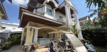 บ้านเดี่ยว สวนหลวงวิลล์ เฉลิมพระเกียรติ ร.9 ประเวศ โครงการ : สวนหลวงวิลล์ ที่ตั้ง : ถนนเฉลิมพระเกียรติ ร.9 แขวงประเวศ เขตประเวศ กรุงเทพมหานคร