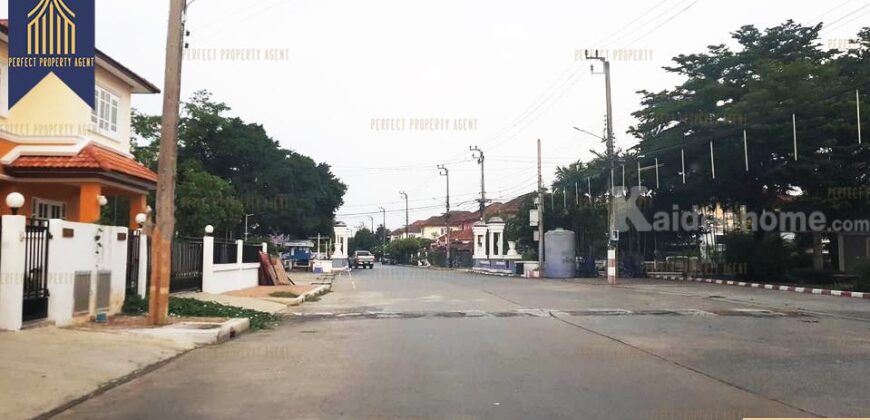 บ้านเดี่ยว เค.ซี.พาร์ควิลล์ 3 หทัยราษฎร์-คลองสามวา พร้อมเข้าอยู่ โครงการ : เค.ซี.พาร์ควิลล์ 3 ที่ตั้ง : ถนนหทัยราษฏร์ แขวงสามวาตะวันตก เขตคลองสามวา กรุงเทพมหานครฯ