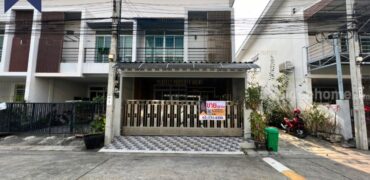 ทาวน์โฮม เดอะ มิราเคิล บางแค-หลักสอง ตกแต่งพร้อมเข้าอยู่ โครงการ : เดอะ มิราเคิล บางแค ที่ตั้ง : ถนนเพชรเกษม แขวงหลักสอง เขตบางแค กรุงเทพมหานคร