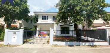 บ้านเดี่ยว นันทวัน วัชรพล-สุขาภิบาล บางเขน โครงการ : นันทวัน วัชรพล-สุขาภิบาล 5 ที่ตั้ง : ถนนสุขาภิบาล แขวงท่าแร้ง เขตบางเขน กรุงเทพมหานครฯ