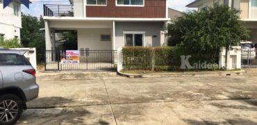 บ้านเดี่ยว เพอร์เฟค พาร์ค ร่มเกล้า-สุวรรณภูมิ เฟส 3 หน้าบ้านไม่ชนใคร โครงการ : เพอร์เฟ็ค พาร์ค เฟส 3 ที่ตั้ง : ถนนร่มเกล้า แขวงมีนบุรี เขตมีนบุรี กรุงเทพมหานคร