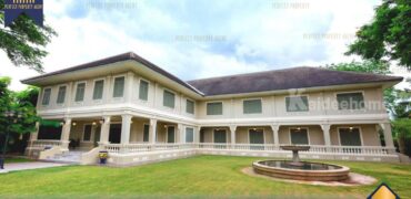 บ้านเดี่ยวสร้างเอง บางยาง กระทุ่มแบน สมุทรสาคร สไตล์โคโลเนียล ที่ตั้ง : ตำบลบางยาง อำเภอกระทุ่มแบน จังหวัดสมุทรสาคร