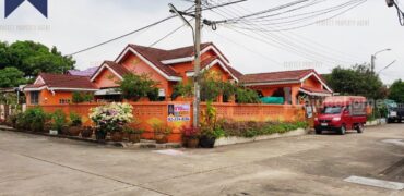 บ้านเดี่ยว พุดตาน เพชรเกษม 81 หนองแขม กรุงเทพมหานคร โครงการ : หมู่บ้านพุดตาน ที่ตั้ง : ถนนเพชรเกษม 81 แขวงหนองแขม เขตหนองแขม กรุงเทพมหานคร