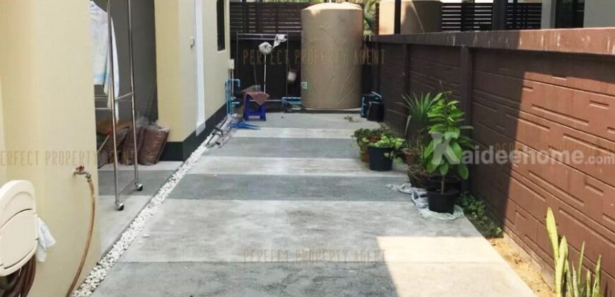 บ้านเดี่ยว เดอะ แกรนด์ พระราม 2 หลังมุม โครงการ : เดอะ แกรนด์ พระราม 2 (The Grand Rama 2) ที่ตั้ง : ถนนพระราม 2 ตำบลพันท้ายนรสิงห์ อำเภอเมืองสมุทรสาคร จังหวัดสมุทรสาคร