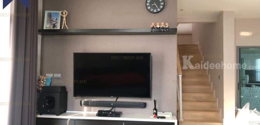 บ้านเดี่ยว เพอร์เฟคเพลส รัตนาธิเบศร์ บ้านสวย สภาพดี ทำเลดีใกล้รถไฟฟ้าสายสีม่วง โครงการ : เพอร์เฟคเพลส รัตนาธิเบศร์ ที่ตั้ง : ตำบลไทรม้า อำเภอเมืองนนทบุรี จังหวัดนนทบุรี