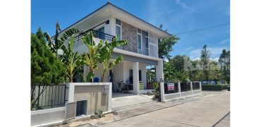 ขายบ้าน ภัทรีดา อเวนิว สามโคก ขนาด 59.4 ตร.ว. หลังมุม ติดสวน เฟอร์ครบ สวยพร้อมโอน