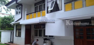 ขายที่ดินพร้อมสิ่งปลูกสร้าง ย่านทองหล่อ สุขุมวิท 55