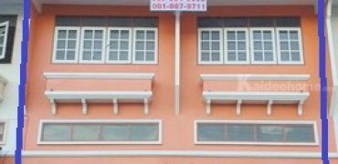 ให้เช่าอาคารพาณิชย์ 3 ชั้นครึ่ง 2 คูหาติดกันใกล้ร้านก๋วยเตี๋ยวเรือระยอง ต้นตำรับ ใกล้สี่แยกตะพง ทำเลดีทั้งค้าขายหรืออยู่อาศัย