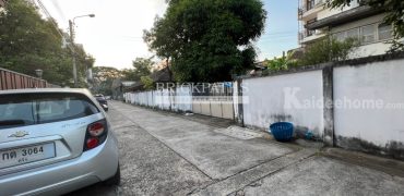 ขายที่ดินพร้อมสิ่งปลูกสร้าง ซอยปรีดีพนมยงค์ 18 สุขุมวิท 71