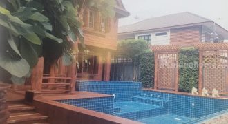 ขายบ้านทรงไทยไม้สัก พร้อมที่ดิน พร้อมสระว่ายน้ำ ซ.ประชาอุทิศ55 โทร 0865968775 เข้าออกได้หลายทาง ใกล้มหาวิทยาลัย