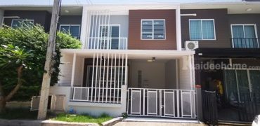 ขายบ้าน ทาวน์เฮ้าส์ 2 ชั้น หมู่บ้าน Areeya The Colors วงแหวน รามอินทรา รีโนเวท พร้อมอยู่ โทร 09-5353-2414