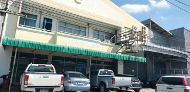 ที่ดินพร้อมอาคารพาณิชย์สร้างเป็นโรงงาน 2 ชั้น