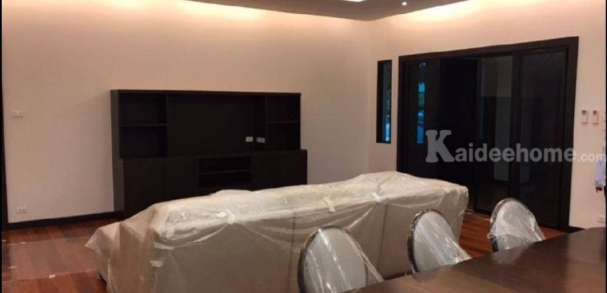 ขายบ้านพร้อมที่ดินติดน้ำ เขาใหญ่ หมูสี 1 ไร่ ที่ติดลำตะคองสวยมาก ท่าช้าง ใกล้ถนนธนะรัขต์ ใกล้คีรีมายา เหมาะทำบ้านพักตากอากาศ อยู่ในโครงการ มี รปภ. ปลอดภัย 087-9074045