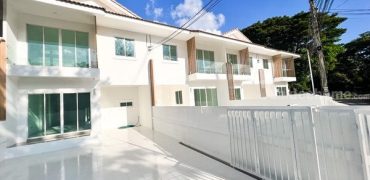 ทาวน์โฮมสไตล์ มินิสแกนดิเนเวีย เชียงใหม่ สันทราย วงแหวนรอบ 2 (เจ้าของขายเอง) Tel. 086-429-7748