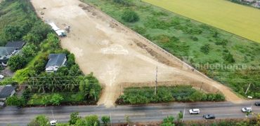 พื้นที่ให้เช่า ที่เปล่าถมแล้ว พื้นที่ 10.5 ไร่ อ.ไทรน้อย จ.นนทบุรี ทำโกดัง ตลาด ออฟฟิศ ใกล้ตลาดน้ำไทรน้อย โทร 0898147750