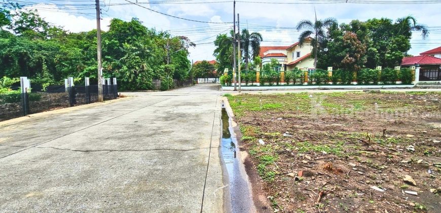 ขายที่ดินแฮปปี้เพลซพาร์ค ลาดกระบัง 120 ตารางวา แปลงมุม ถมแล้ว ราคาถูก