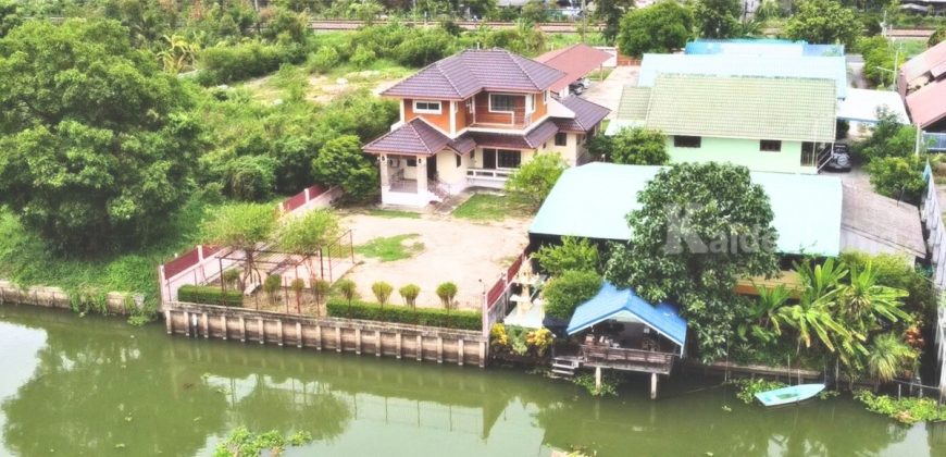 ขายบ้านริมน้ำ ติดคลองมหาสวัสดิ์ ในนครปฐม ศาลายา 245 ตร.ว. บรรยากาศดี ราคาถูก