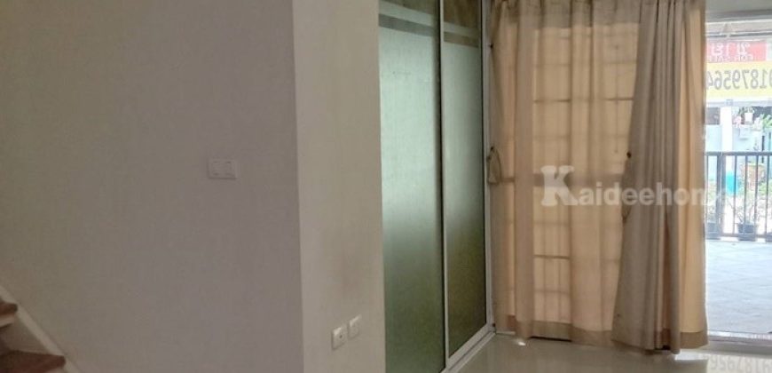 ขายทาวน์เฮ้าส์ 2 ชั้น หมู่บ้านเดอะคัลเลอร์เรเชอร์ เฟส 5 พื้นที่ 20 ตร.วา ใกล้ เมกาบางนา