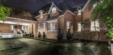 For sale Luxury resort mansion Sukhumvit 71 Fully furnished made furniture Tel 066-145-9935