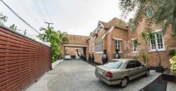 For sale Luxury resort mansion Sukhumvit 71 Fully furnished made furniture Tel 066-145-9935