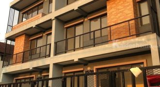 ขายถูก ตึก 2 คูหา 3ชั้น ใหม่ รัชดา36 ซ.เสือใหญ่อุทิศ ทำเลดีเดินทางสะดวก เข้า-ออกได้หลายทาง โทร 063-241-9775