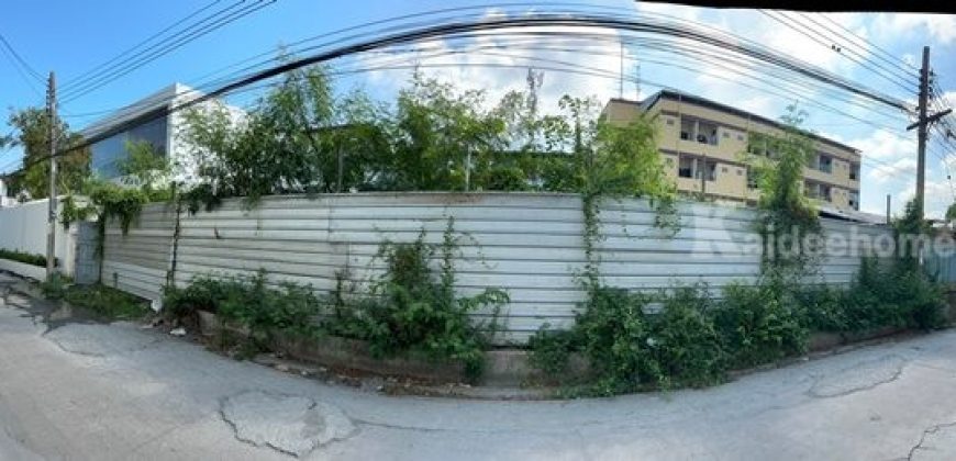 ขายที่ดิน 110 ตารางวา ซอยปรีดีย์ 14 แยก 12 ใกล้ รถไฟฟ้า พระโขนง และสามารถลัดขึ้นทางด่วนสุขุมวิท 50 ได้เลย โทร 065-996-2282