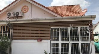 ให้เช่าทาวน์เฮ้าส์ ม.นิราวิลล์ เมืองสมุทรสาคร เข้าออกได้หลายทาง พร้อมเข้าอยู่ทันที มี 7-11 หน้าหมู่บ้าน โทร 0808524143