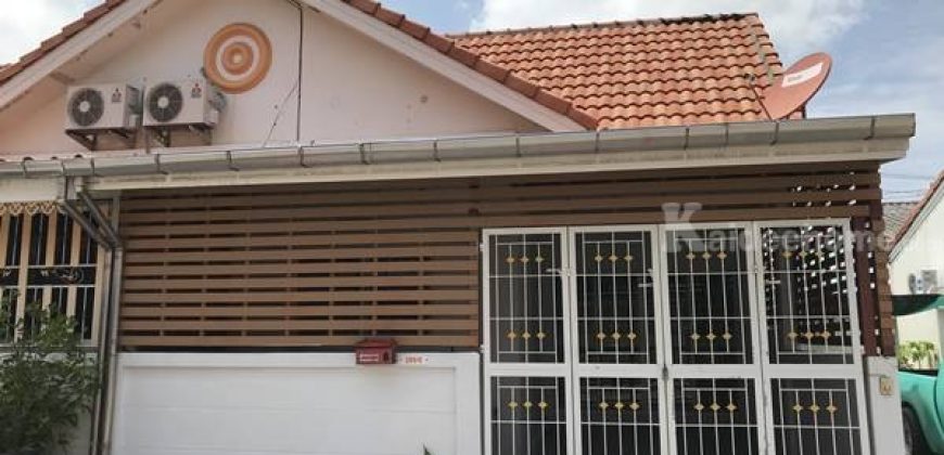 ให้เช่าทาวน์เฮ้าส์ ม.นิราวิลล์ เมืองสมุทรสาคร เข้าออกได้หลายทาง พร้อมเข้าอยู่ทันที มี 7-11 หน้าหมู่บ้าน โทร 0808524143