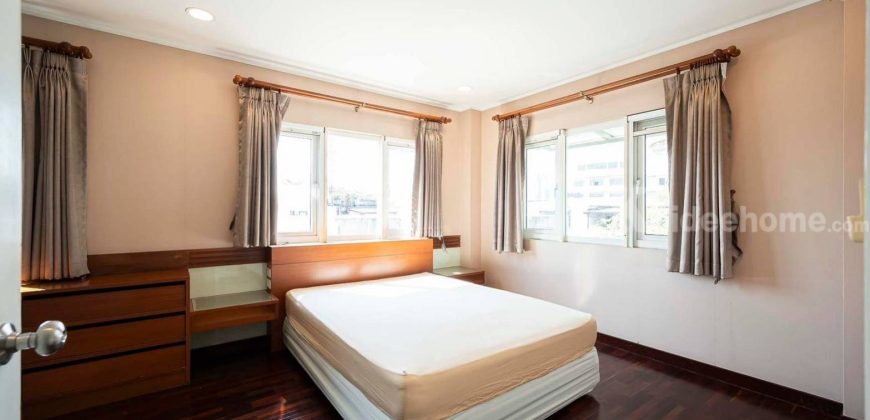 ขายบ้านสุขุมวิท 54 หมู่บ้านหงส์นคร ทาวโฮมขนาดใหญ่หลังมุม 3.5 ชั้น 4 ห้องนอน พร้อมอยู่ ใกล้ BTS อ่อนนุช บางจาก ทางด่วนสุขุมวิท 50 สุขุมวิท 62 ไปทองหล่อ เอกมัย 10 นาที 087-9074045
